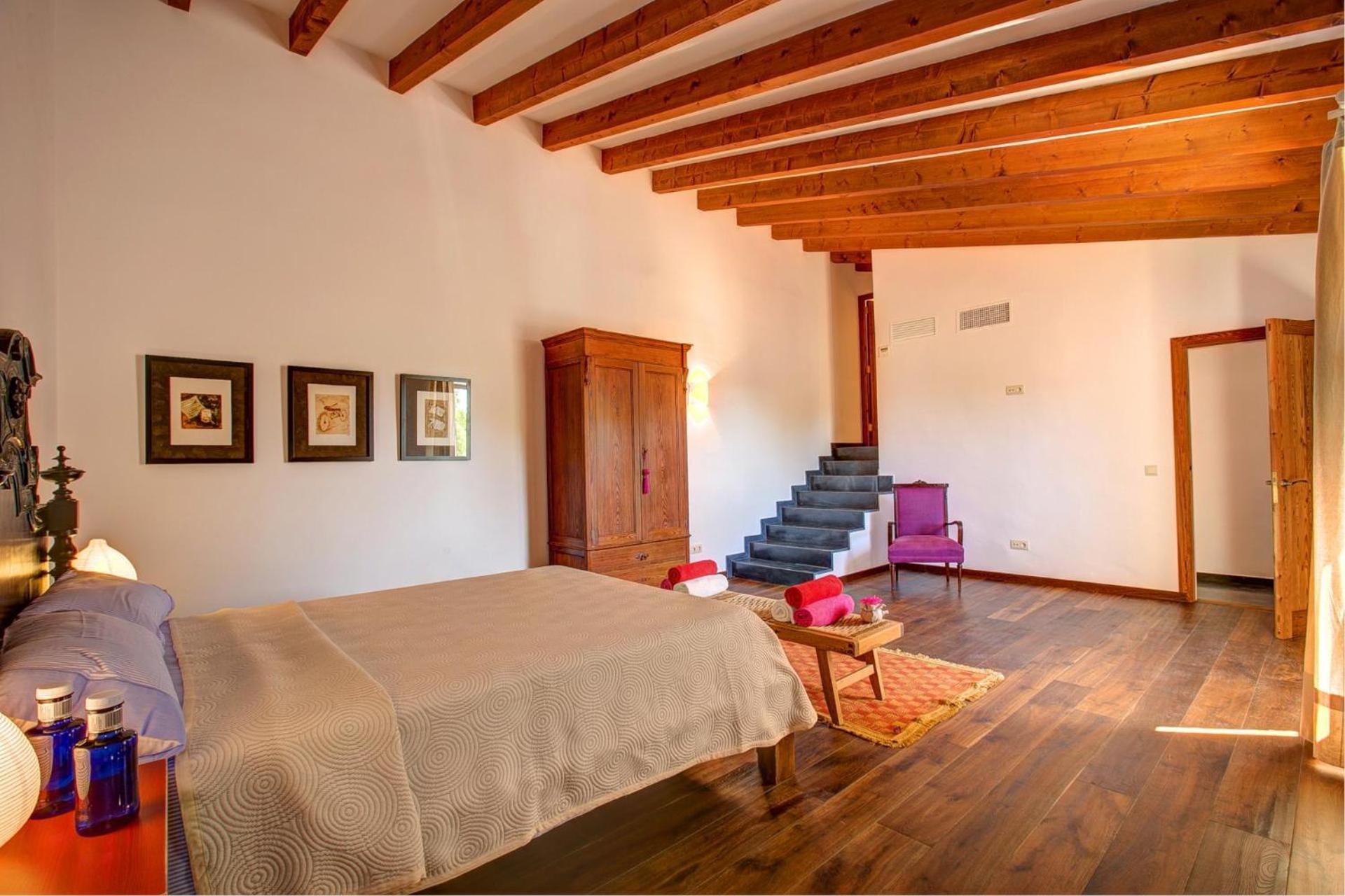 Son Genet By Vintage Travel Villa